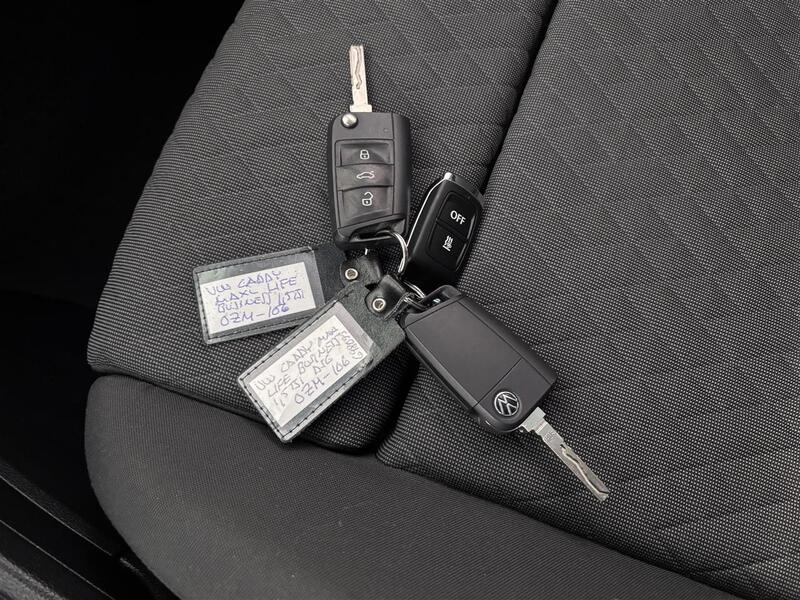 Volkswagen Caddy Maxi vaihtoauto