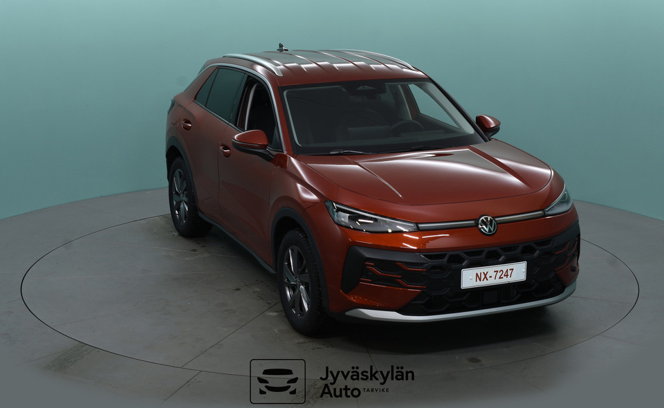 Volkswagen T-Roc vaihtoauto