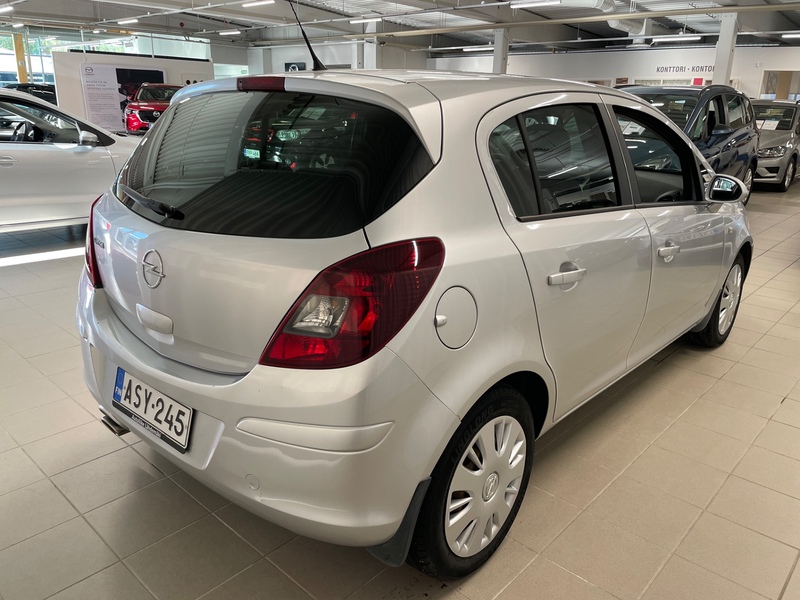 Opel Corsa vaihtoauto