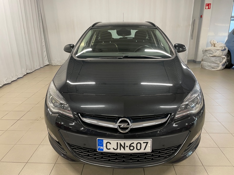 Opel Astra vaihtoauto