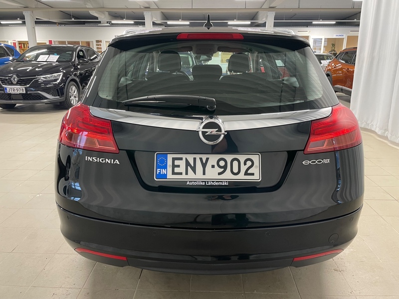 Opel Insignia vaihtoauto