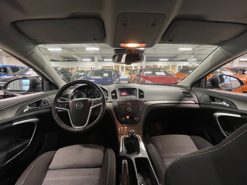 Opel Insignia vaihtoauto