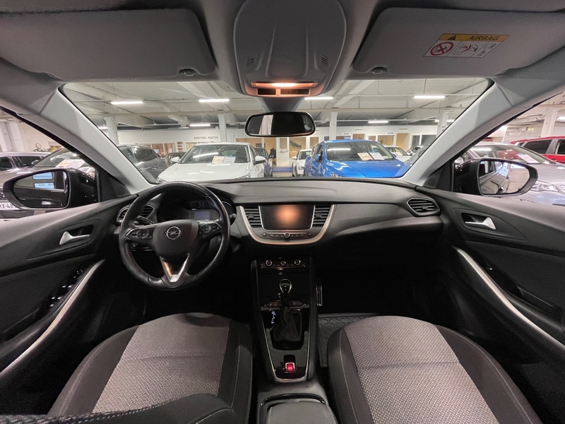 Opel Grandland X vaihtoauto
