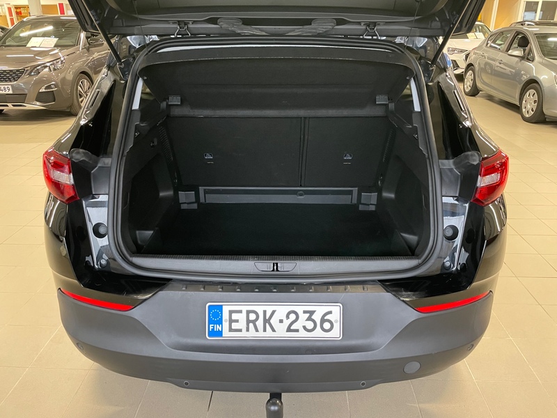 Opel Grandland X vaihtoauto