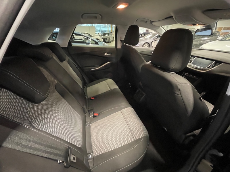 Opel Grandland X vaihtoauto