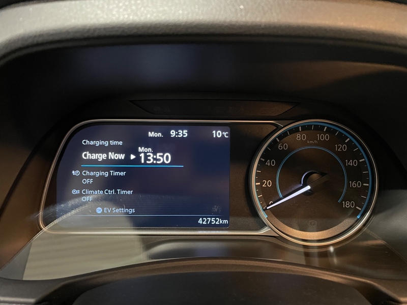 Nissan Leaf vaihtoauto