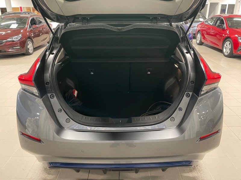 Nissan Leaf vaihtoauto