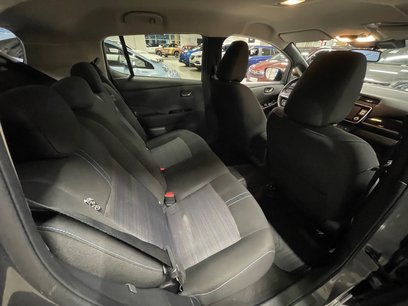 Nissan Leaf vaihtoauto