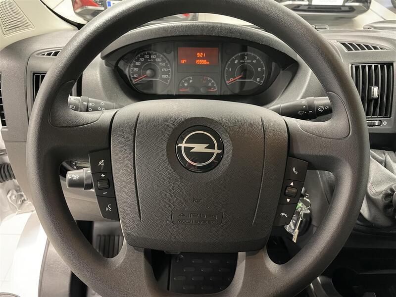 Opel Movano vaihtoauto