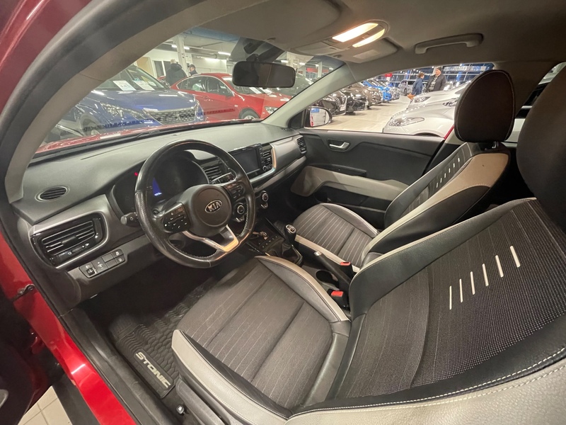 Kia Stonic vaihtoauto