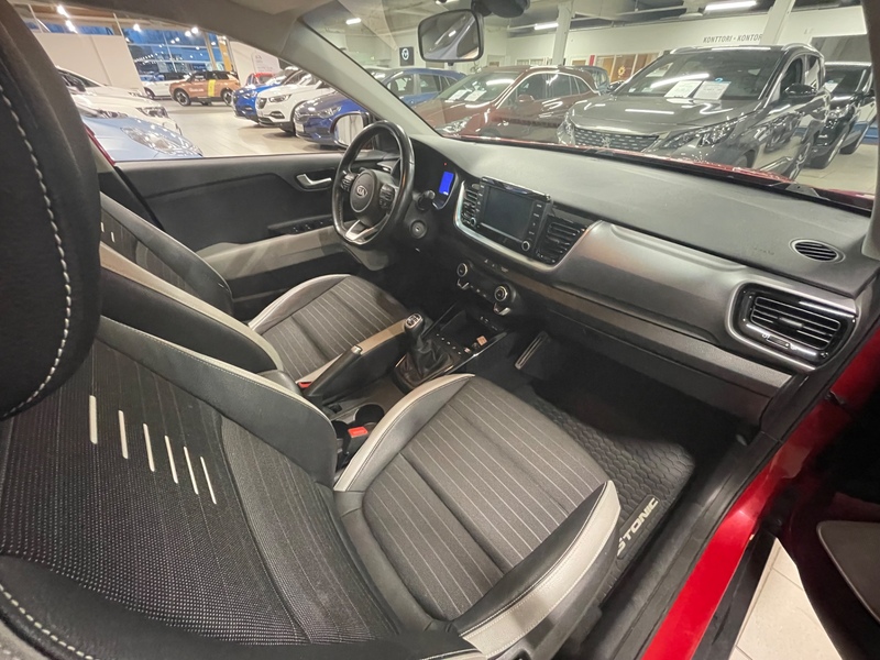 Kia Stonic vaihtoauto