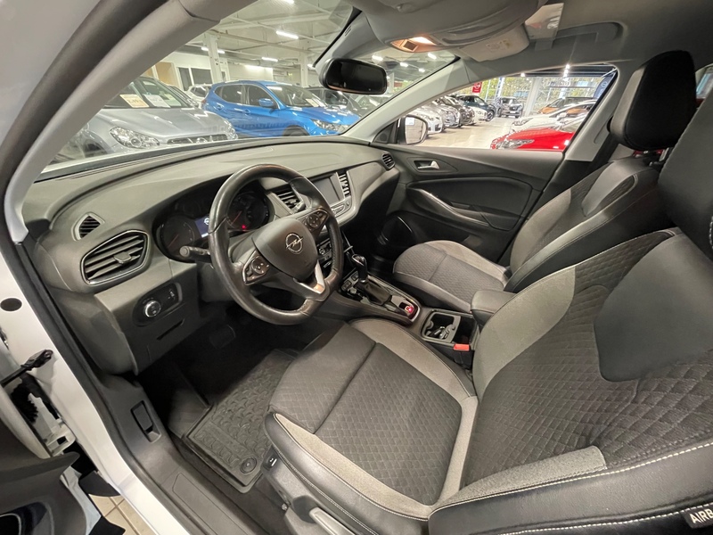 Opel Grandland X vaihtoauto