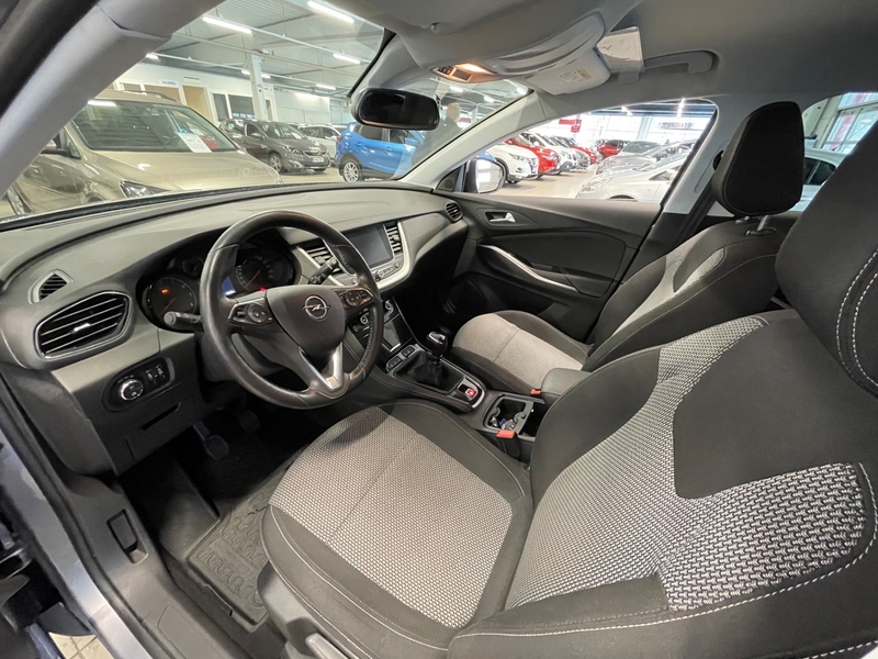 Opel Grandland X vaihtoauto