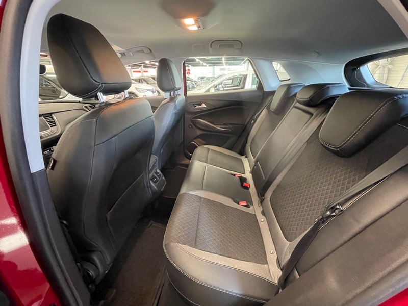 Opel Grandland X vaihtoauto