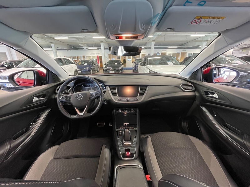 Opel Grandland X vaihtoauto