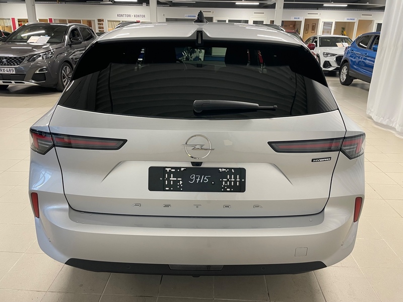 Opel Astra vaihtoauto