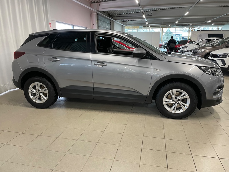 Opel Grandland X vaihtoauto