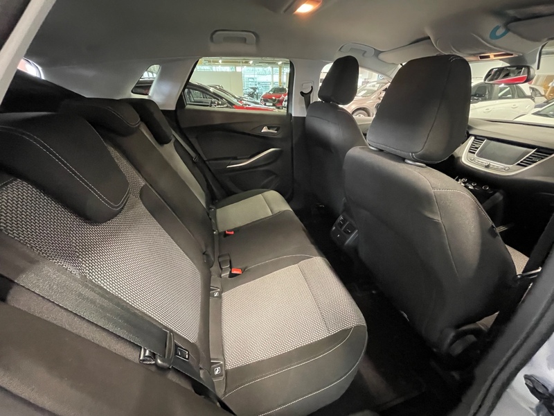 Opel Grandland X vaihtoauto