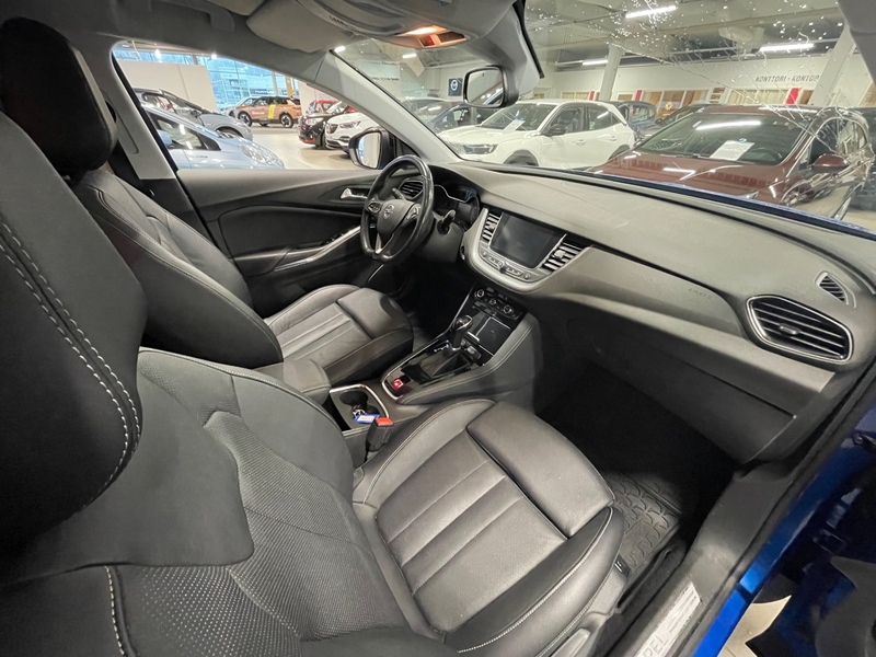 Opel Grandland X vaihtoauto