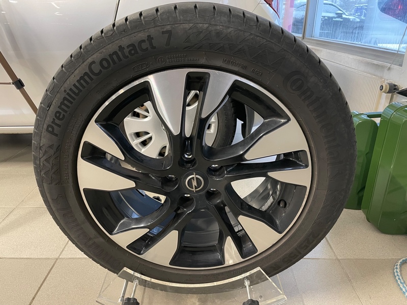 Opel Grandland X vaihtoauto