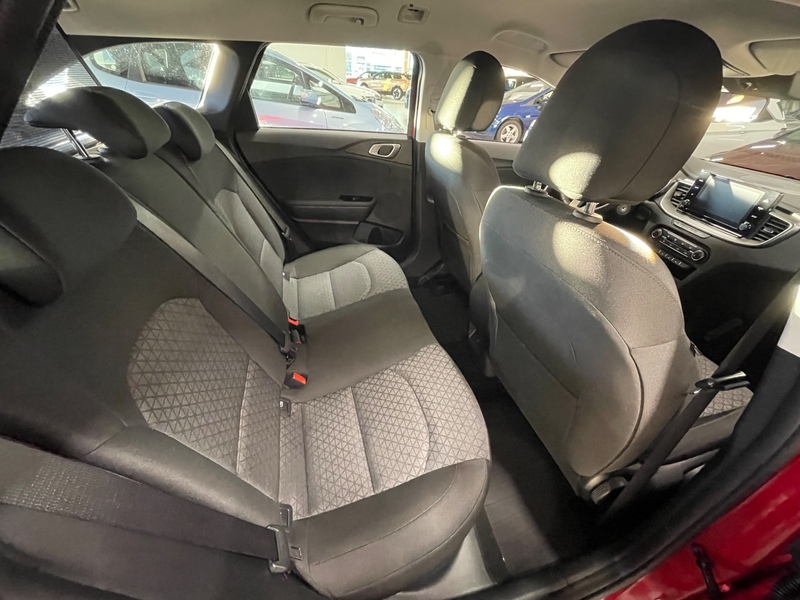 Kia Ceed vaihtoauto