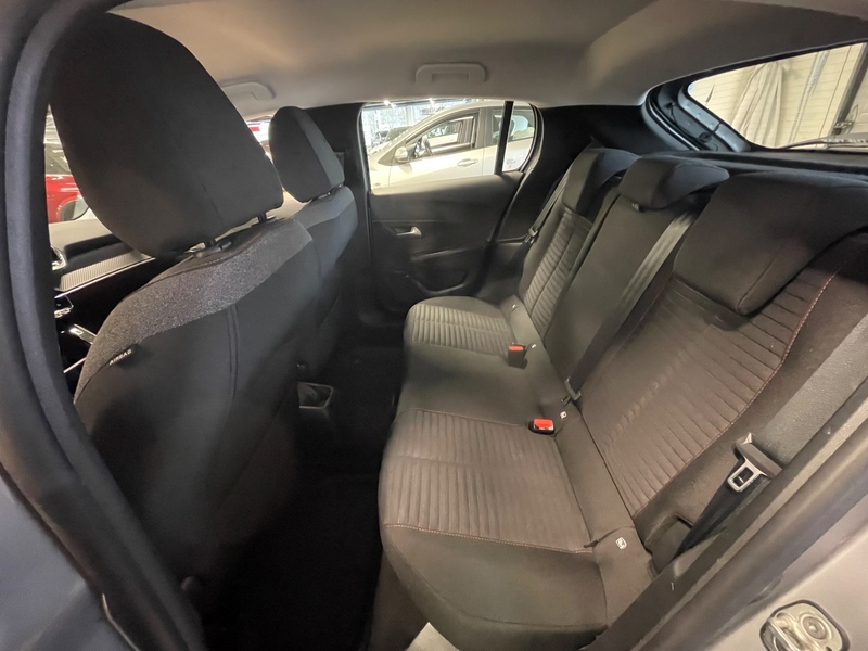 Peugeot 208 vaihtoauto