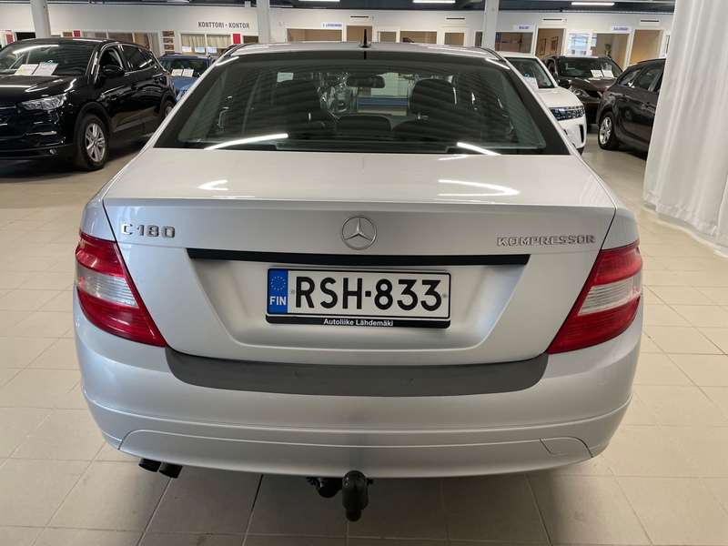 Mercedes-Benz C vaihtoauto