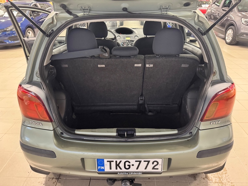 Toyota Yaris vaihtoauto