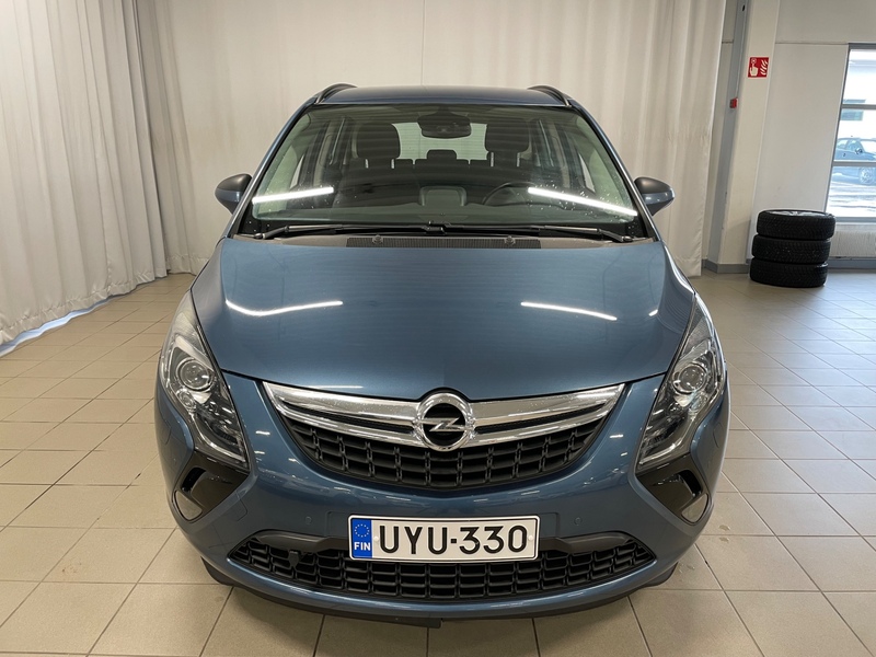 Opel Zafira Tourer vaihtoauto