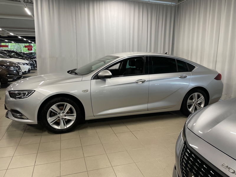 Opel Insignia vaihtoauto