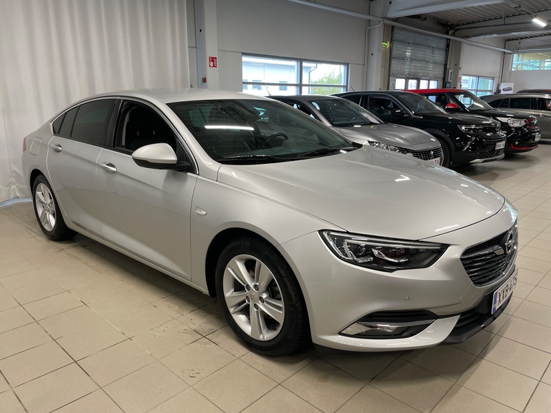 Opel Insignia vaihtoauto