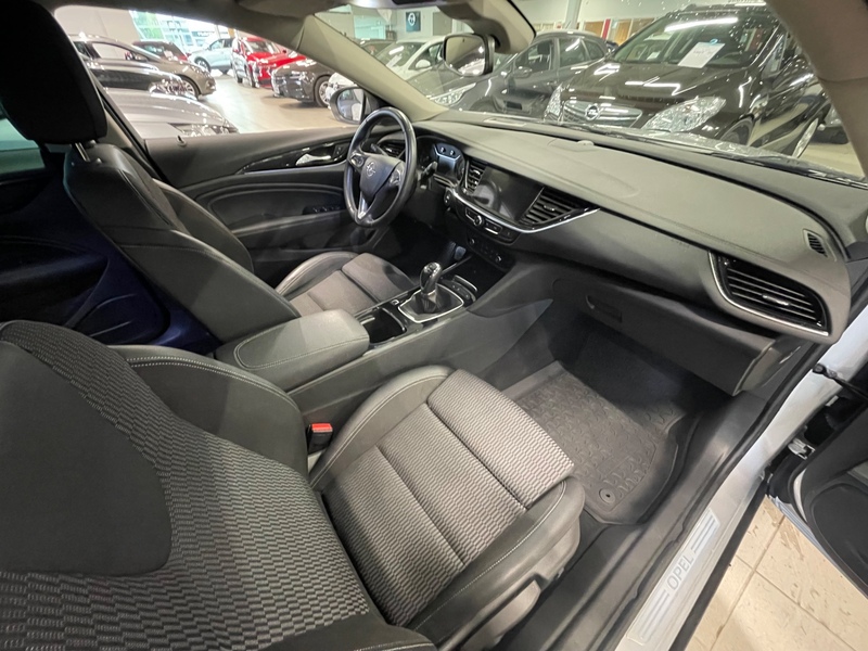 Opel Insignia vaihtoauto