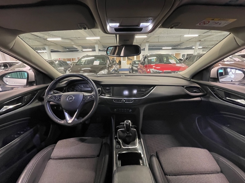 Opel Insignia vaihtoauto