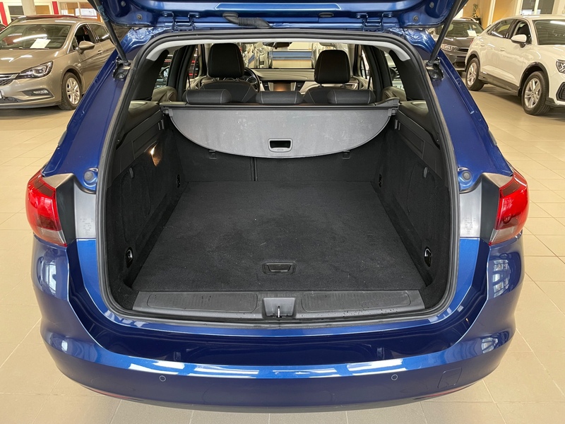 Opel Astra vaihtoauto