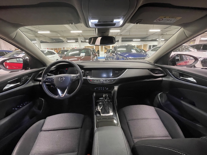 Opel Insignia vaihtoauto