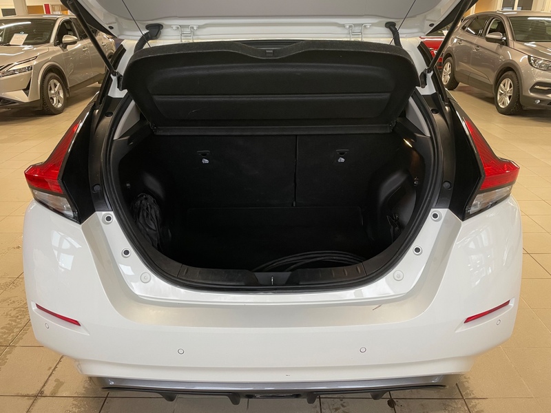 Nissan Leaf vaihtoauto