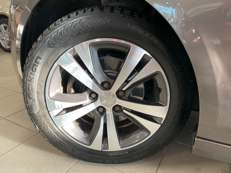 Peugeot 308 vaihtoauto