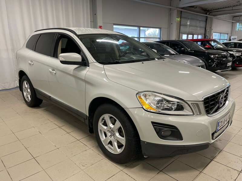 Volvo XC60 vaihtoauto