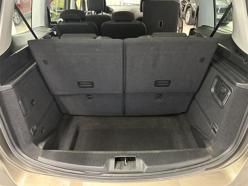 Volkswagen Sharan vaihtoauto