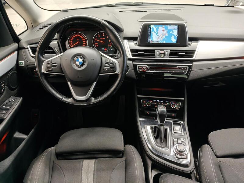 BMW 218 vaihtoauto