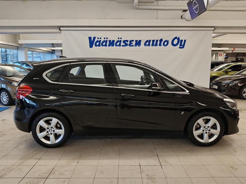BMW 225 vaihtoauto