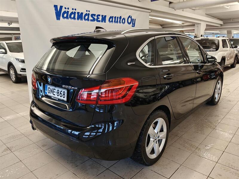 BMW 225 vaihtoauto