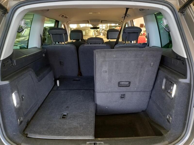 SEAT Alhambra vaihtoauto
