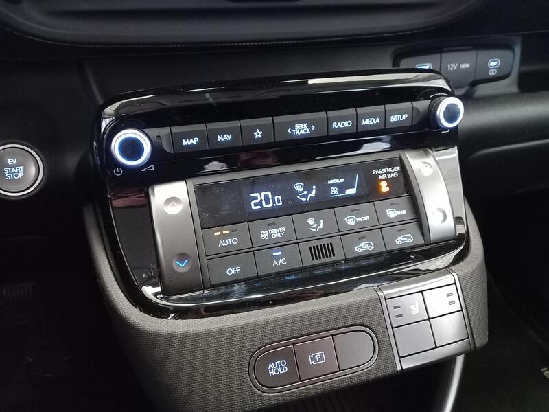 Hyundai INSTER vaihtoauto