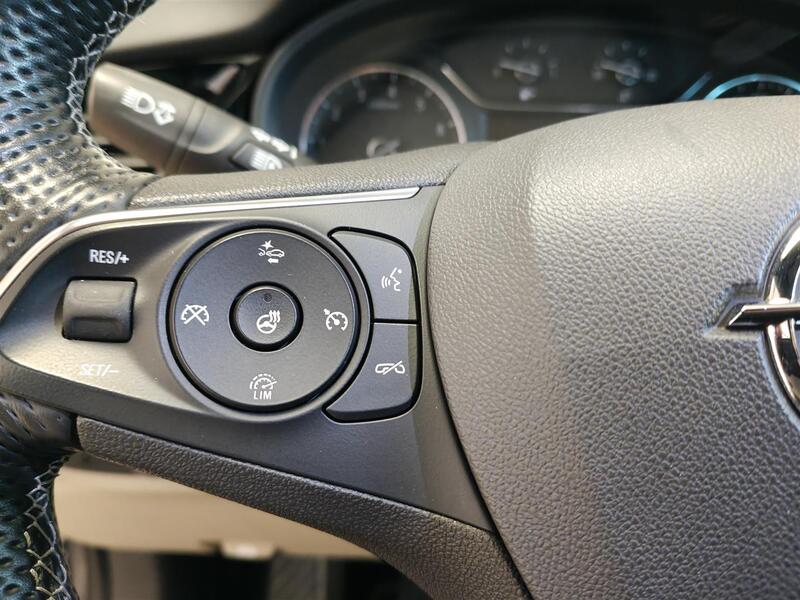 Opel Insignia vaihtoauto