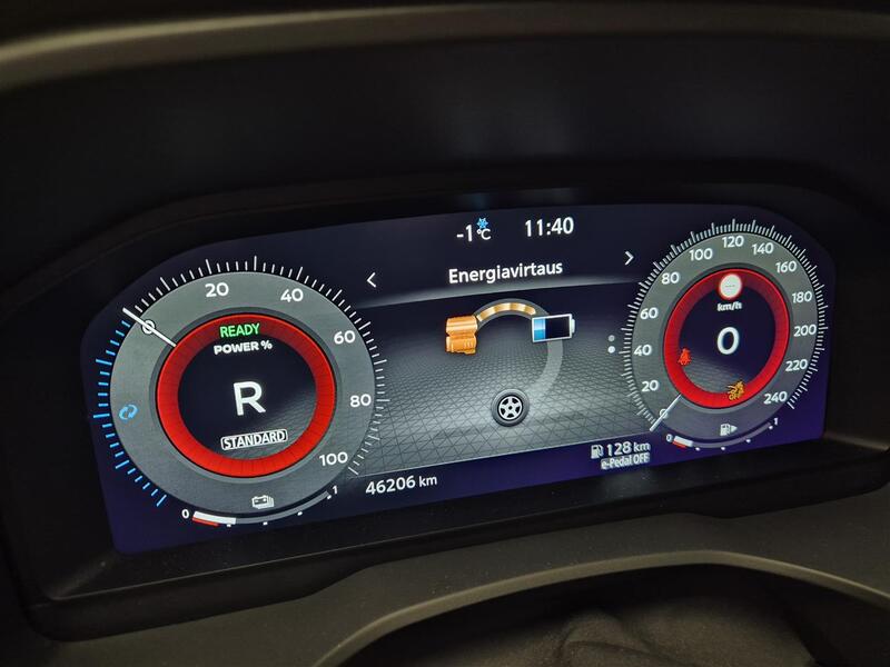 Nissan X-Trail vaihtoauto