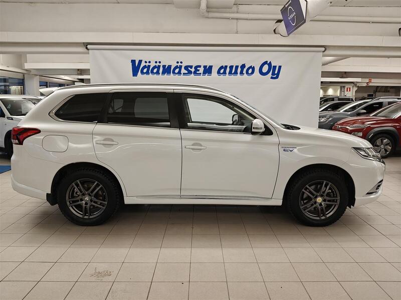 Mitsubishi Outlander PHEV vaihtoauto
