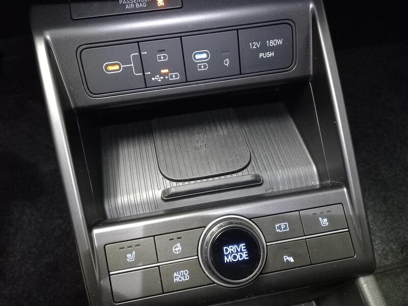 Hyundai KONA Hybrid vaihtoauto