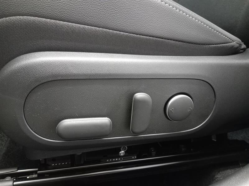 Hyundai KONA Hybrid vaihtoauto