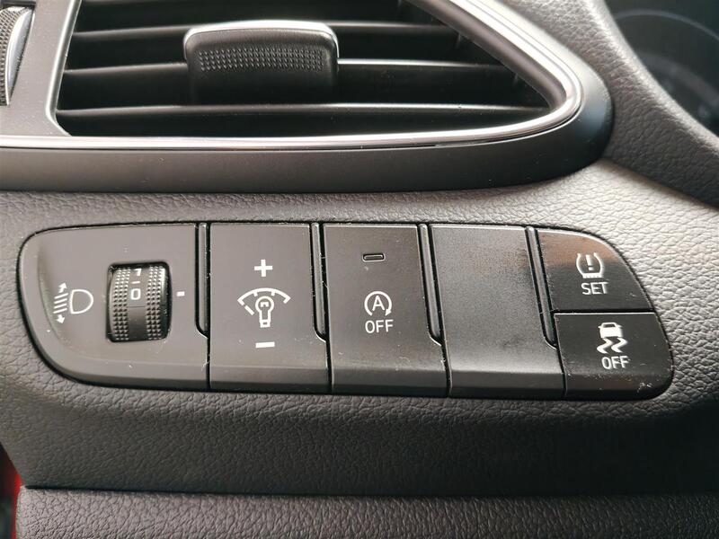 Hyundai i30 Wagon vaihtoauto